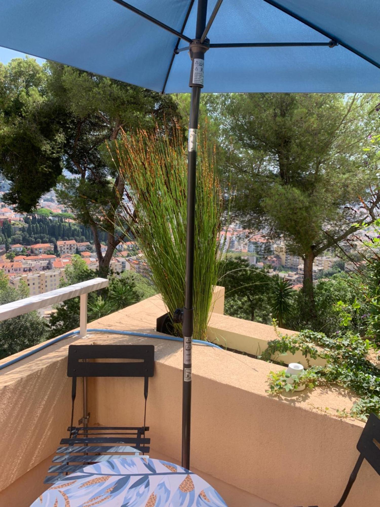 Homestay D Avec Clim Terrasse Et Petit Dejeuner Hauteurs De