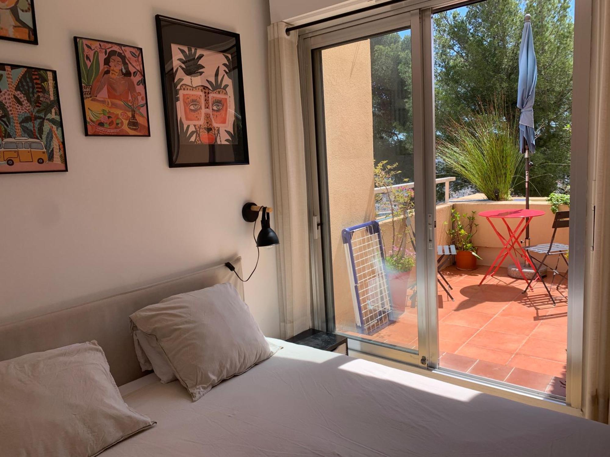 D Avec Clim Terrasse Et Petit Dejeuner Hauteurs De Homestay Nice