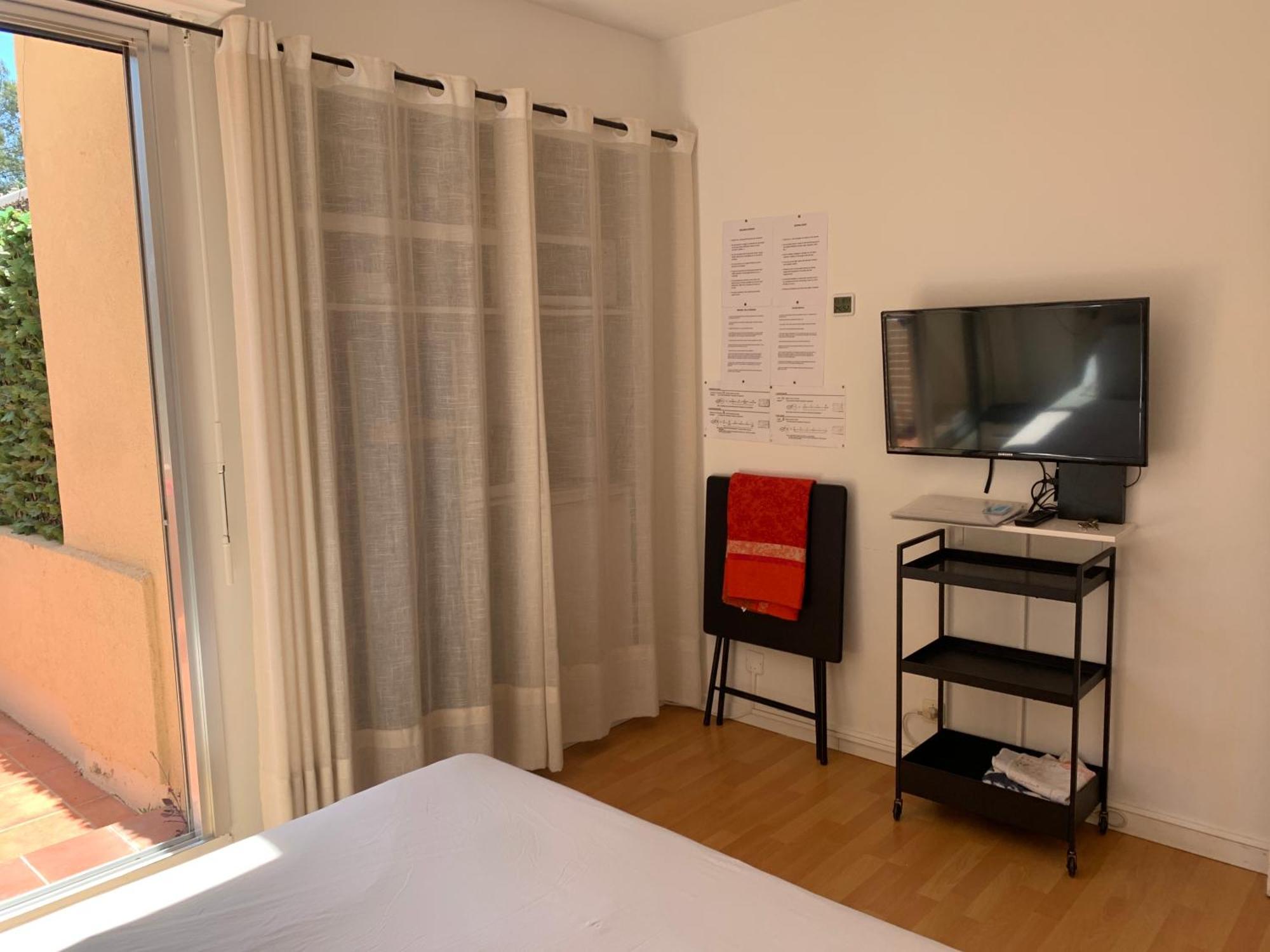 Homestay D Avec Clim Terrasse Et Petit Dejeuner Hauteurs De *